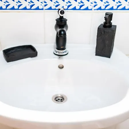 Apartamento Las Mil Y Una Noches Granada Exterior photo